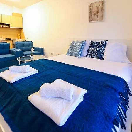 Bright Near Pirin Golf Bansko W Terrace Apartman