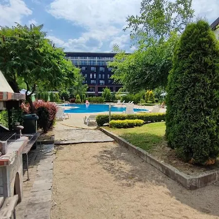 Bright Near Pirin Golf Bansko W Terrace Apartman