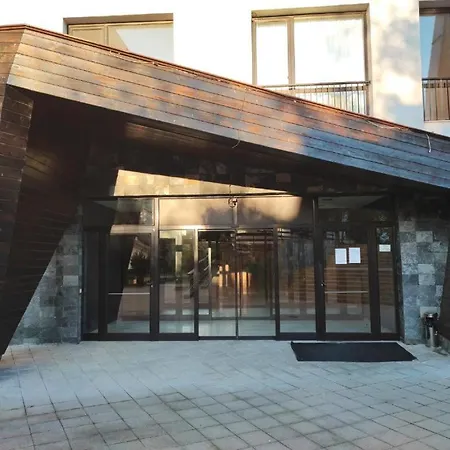 Bright Near Pirin Golf Bansko W Terrace Apartman