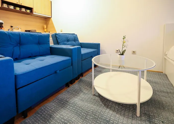 아파트 Bright Near Pirin Golf Bansko W Terrace *