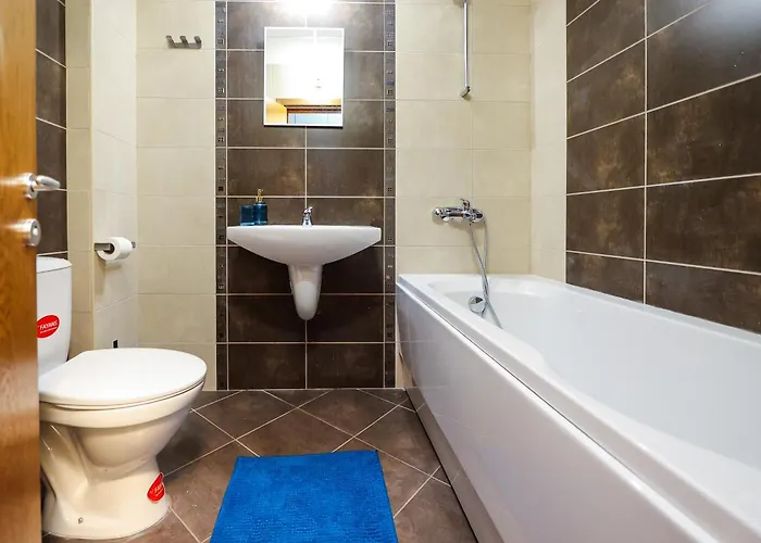 아파트 Bright Near Pirin Golf Bansko W Terrace 라즐로그